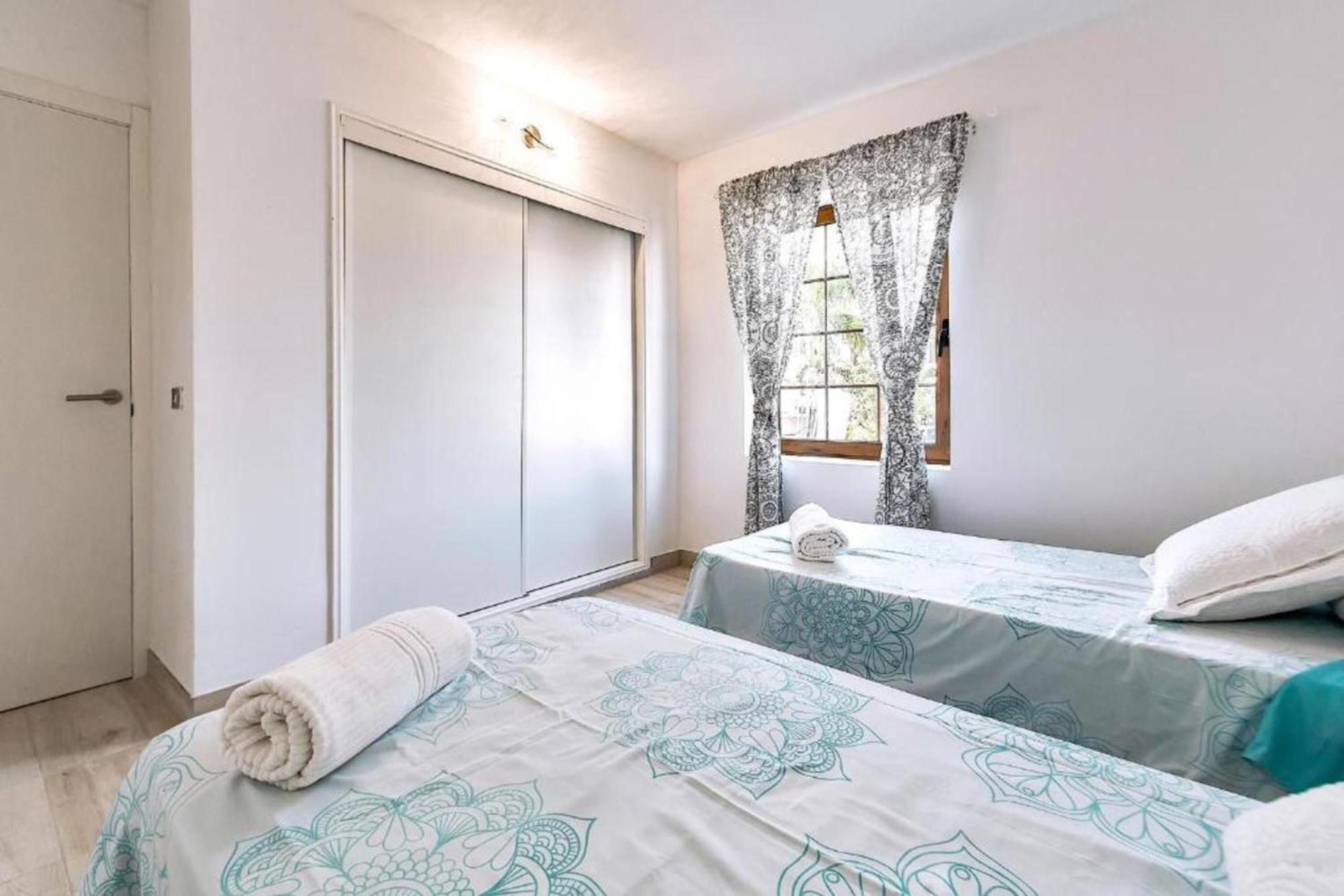 Two Bedroom Apartment In Playa De Las Americas, Free Wifi Esterno foto
